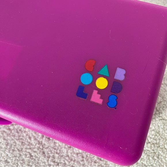 Vintage Caboodles Small Pink Hard Plastic Makeup Kit Organizer - Picture 2 of 12